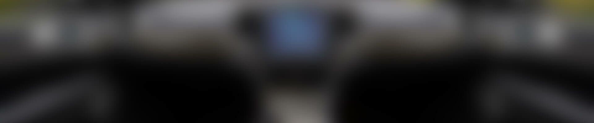 Vordere Sitzreihe einer Limousine